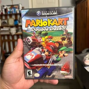 Nintendo GameCube Mario Kart: Double Dash!! - Red and Green